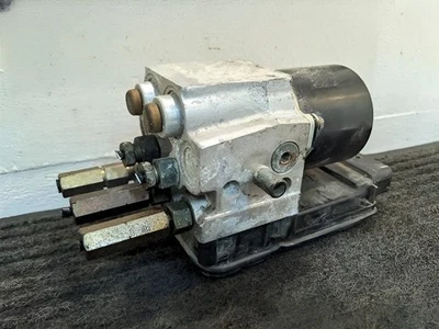 2002-2005 Ford Excursion ABS Anti-Lock Brake Pump Assembly 4x4 OEM - Image 1 of 4