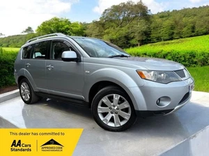 2010 Mitsubishi Outlander 2.4 MIVEC Elegance Auto 4WD Euro 4 5dr ESTATE Petrol A - Picture 1 of 24