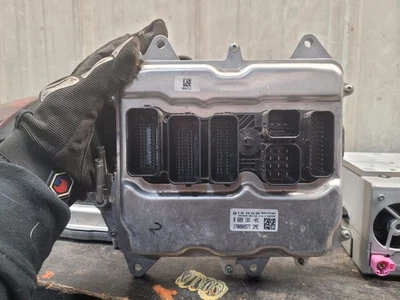 Módulo de control electrónico ECM del motor 4,4 L Twin Turbo compatible con BMW 650i 2058806 14-19 Foto 1 de 4