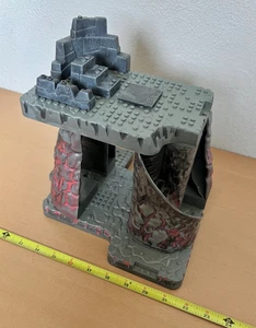 Mega Bloks Fire & Ice Dragons 9858 Dragon Mountain Terrain Baseplate Incomplete - Picture 1 of 3