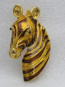 Big ZEBRA Head Brooch Pin Enamel Gold Tone - Picture 1 of 8