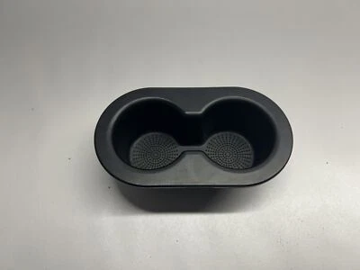 Dodge RAM 1500 Pick-up DJ, DS 2017 Soporte para taza asiento trasero 5HD65-TRM-AC LHD OEM Foto 1 de 4