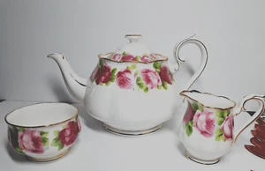 ROYAL ALBERT ''OLD ENGLISH ROSE'' TEA SET - Picture 1 of 22