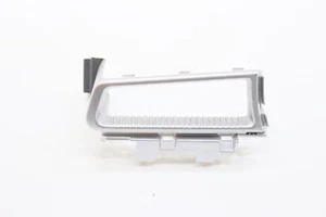 2021-2024 KIA K5 TABLERO DELANTERO IZQUIERDO EXTERIOR REJILLA DE AIRE BISEL PANEL FABRICANTE ORIGINAL 97480L3000 - Imagen 1 de 10