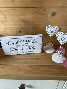 wooden personalised wedding plaque + 2 Cream Photo Clips - Picture 1 of 10
