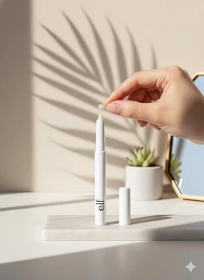 e.l.f. Shape & Stay Brow Pencil (Clear Wax) - Image 1 of 2