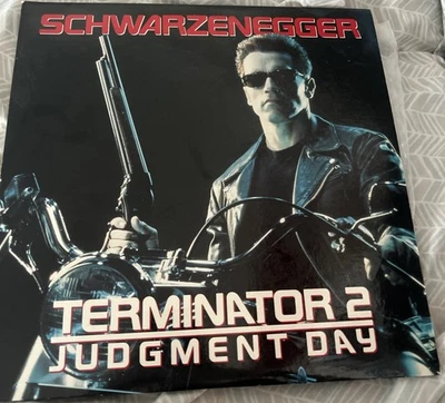 Terminator 2: Judgement Day (Laserdisc, Gatefold) Live Home Video LD68952-2 - Image 1 of 4