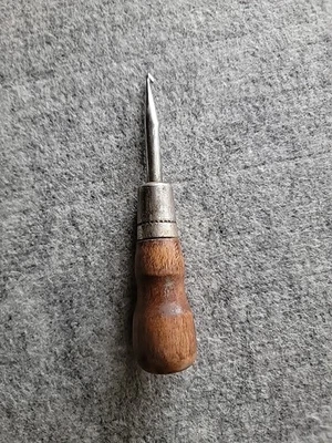 Primitive Rug Hooking Hook 6.3mm - Image 1 of 4