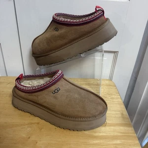 Zoccoli ciabatte platform UGG Tazz taglia 10 marrone rosso cuciture 1122553 EU41 UK8 - Foto 1 di 15