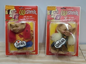 2 Troll vintage LUV-NIK Ranch-Nik Uneeda 1981 originale bambola Wishnik britannica Hong Kong - Foto 1 di 18
