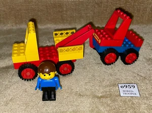 LEGO Sets: Universal Building Set: Basic: 393-2 Tow Truck (1986) 100% ALT FIGURE - Picture 1 of 8