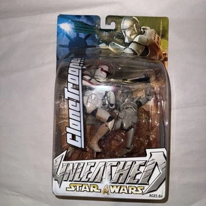Figura de acción Star Wars Unleashed Clone Trooper Red Stripes 2003 NUEVA SIN USAR, EN CAJA NUEVA EN PAQUETE - Imagen 1 de 2