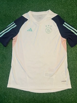 Camiseta de entrenamiento de fútbol Ajax Amsterdam Adidas talla joven grande Foto 1 de 4