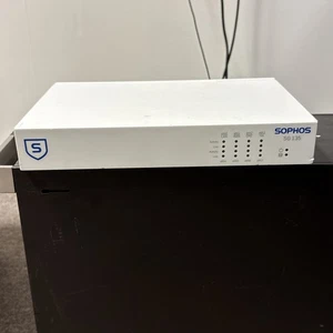Firewall di sicurezza di rete Sophos SG 135 Rev 2 *Leggi* - Foto 1 di 4