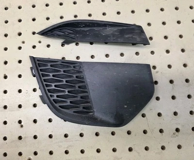 2015-2019 LAND ROVER DISCOVERY SPORT L550 FRONT RIGHT LOWER BUMPER GRILLE TRIM - Image 1 of 4