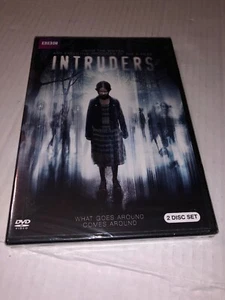 Intruders: Season One (DVD, 2014, 3-Disc Set) Brand New Season 1 - Foto 1 di 3