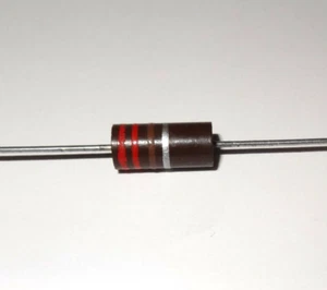 Resistenza composizione carbonio 1 pz 220 ohm, 2W, tolleranza 10% - Foto 1 di 1