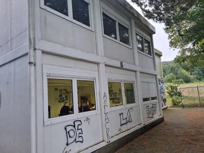 Containeranlage - Bild 1 von 4