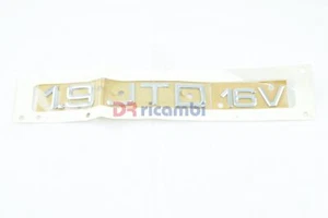 MODELLKENNZEICHEN ' 1.9 JTD 16V ' HINTEN ALFA ROMEO 147 - ALFA ROMEO 51703828 - Bild 1 von 4