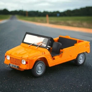 Citroen Mehari 1970 orange 1:24 Centauria Ixo Modellauto inkl. Vitrine - Bild 1 von 4