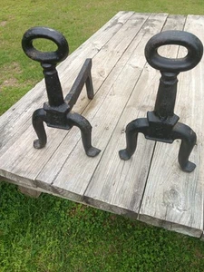 VINTAGE “STAMPED NO. 2” Cast Iron Keyhole Fireplace Andirons Firedogs Set RARE - Picture 1 of 14