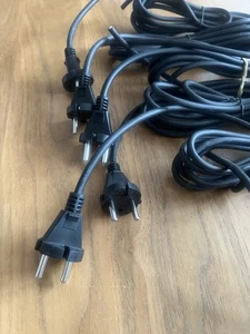5 Stück Maschinen Anschlusskabel 230V 4m 2x1mm - Bild 1 von 2
