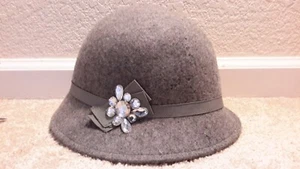 Nine West Womens Hat 100% Wool With Rhinestones Flower Embellishment One Size - Picture 1 of 6