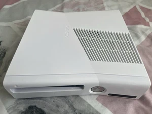 Xbox 360 Slim Replacement Case Shell – Fits Trinity / Corona – S Model - Picture 1 of 7