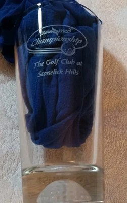 RARO copo de vidro gravado em bola de golfe 16 oz com base de bola pressionada. Imperdível! - Imagem 1 de 4