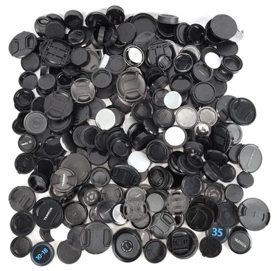 Lot of Miscellaneous Brand Assorted Lens Caps - Front, Rear, Body - Image 1 of 4