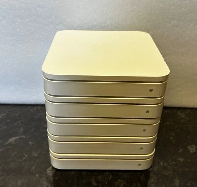 5x Apple AirPort Extreme Wireless N Router (A1143) - Image 1 of 3