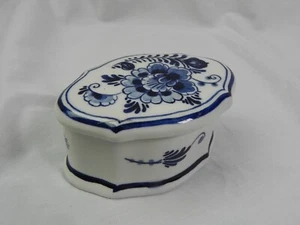 Beautiful Delft Holland Handpainted Blue and White Trinket Box Rectangular 3.5" - Picture 1 of 8