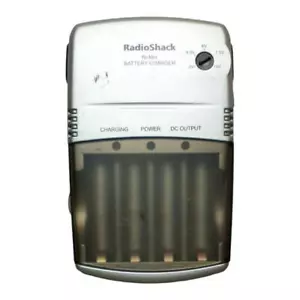 Radioshack - Multi-voltage Power Bank - Power Adapter Battery Charger 273-1900 - Picture 1 of 1