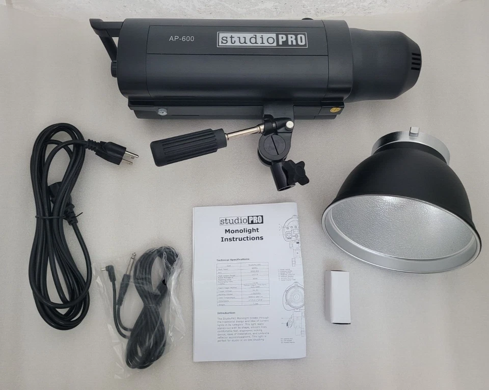 Studio PRO AP-600 Monolight - Image 1 of 4