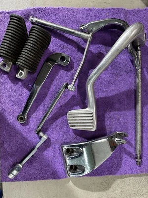 Harley-Davidson Dyna Mid-Controls 06-17 NEGRA Foto 1 de 4