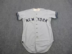 VINTAGE New York Yankees Jersey Mens 38 Gray Blue Logo MLB Baseball Wilson - Picture 1 of 11
