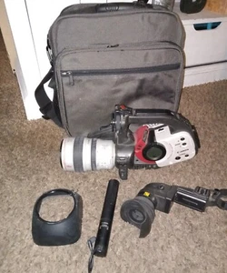 CANON XL1S DM-XL1S EIN PROFESSIONELLES 3CCD MIT OBJEKTIV 16x 5,5-88mm STEREOMIKROFON... - Bild 1 von 17
