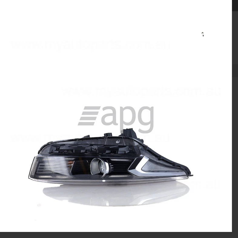 GENUINE RIGHT HEADLIGHT FOR KIA CERATO BD HATCH SEDAN 4/2021-ON S-SPORT+ MODEL - image 1 of 1