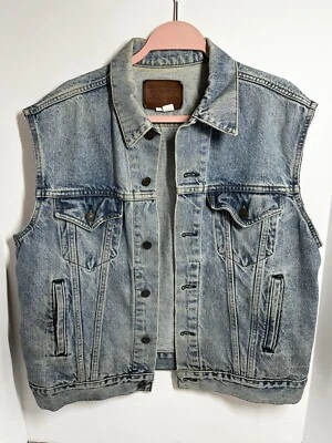 Chaleco vaquero lavado claro LG Levi Strauss años 80-90 botones de bolsillo etiquetas de cuero. Foto 1 de 4