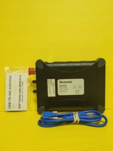 Tektronix RSA306B Real Time Spectrum Analyzer 9kHz-6.2GHz Calibrated - Picture 1 of 4