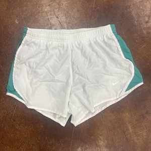 Girls Nike Dri-fit Tempo Shorts Youth Size Medium Green - Picture 1 of 3