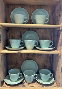 Set Of 8 Vintage Woods Ware Pale Green Beryl Cups & Saucers (16 Pieces total) - Picture 1 of 8