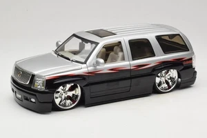 63107 Cadillac Escalade Tuned Black & Silver Jada 1:18 - Foto 1 di 8
