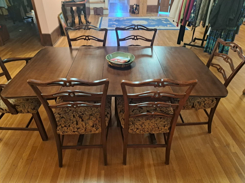 Hermosa mesa de comedor y sillas Duncan Phyfe para 6 Foto 1 de 4