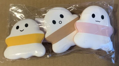 CUTE GHOSTS 3CT SOFT BLENDING MAKEUP PUFFS SUPER SOFT! - Image 1 of 2