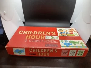 PARKER BROTHERS 1961 VINTAGE KINDERSTUNDE 3 SPIELE IN EINEM BRETTSPIEL - Bild 1 von 8