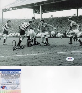 BRYAN "POP" ROBSON NEWCASTLE, SUNDERLAND & ENGLAND SIGNED PHOTO PSA - Imagen 1 de 1