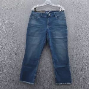 NWT Wrangler Womens Retro Mae Cropped Jeans 11 Blue Medium Wash Mid Rise Raw Hem - Picture 1 of 14