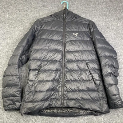 Chaqueta Arcteryx para mujer grande negra torio AR con capucha acolchada con capucha aislada Foto 1 de 4