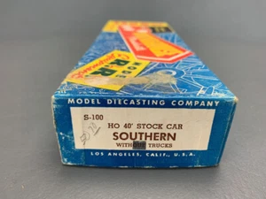 HO Roundhouse Diecast S-100 40’ Stock Car Southern RR Kit For Parts HO2951 - Picture 1 of 10